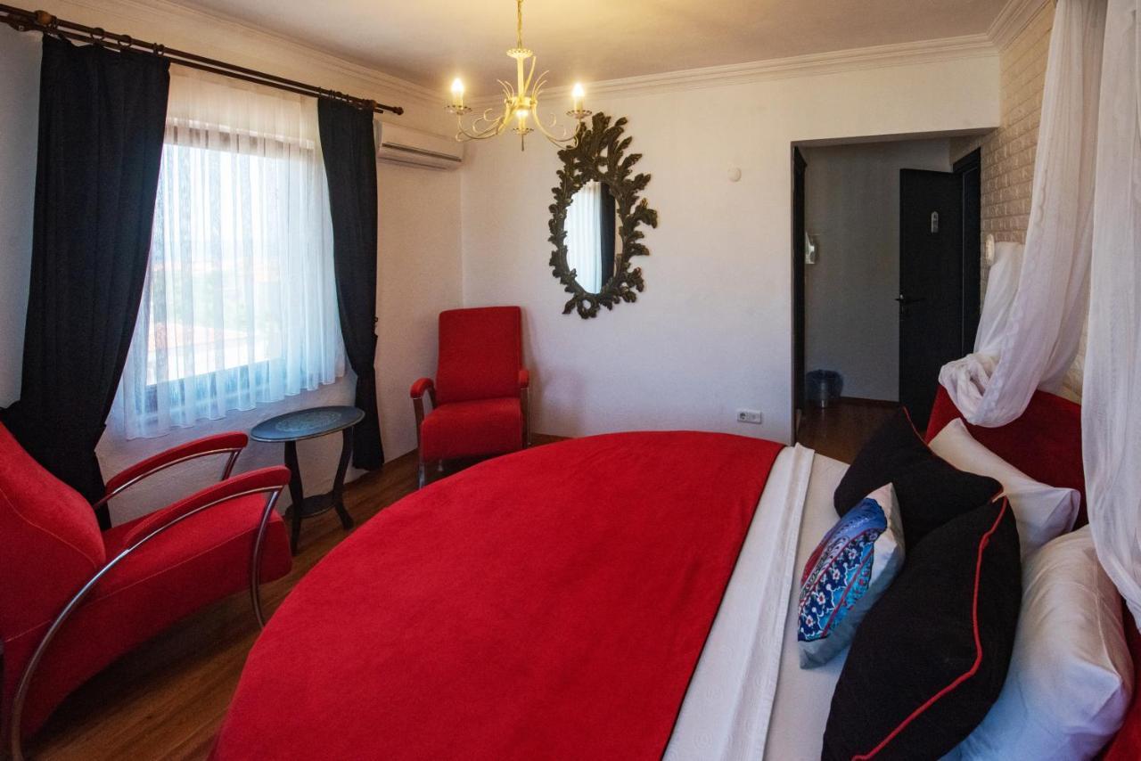 Ebruli Hotel บอซจาดา ภายนอก รูปภาพ