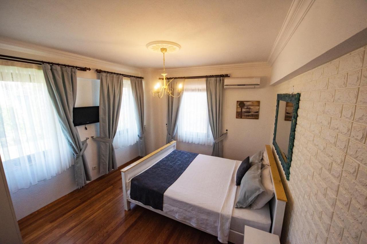 Ebruli Hotel บอซจาดา ภายนอก รูปภาพ