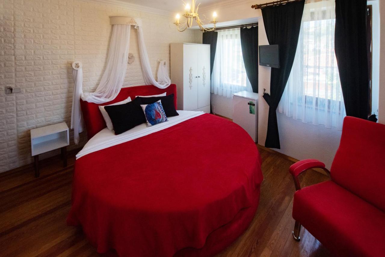 Ebruli Hotel บอซจาดา ภายนอก รูปภาพ