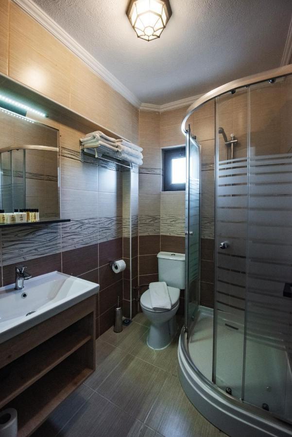 Ebruli Hotel บอซจาดา ภายนอก รูปภาพ