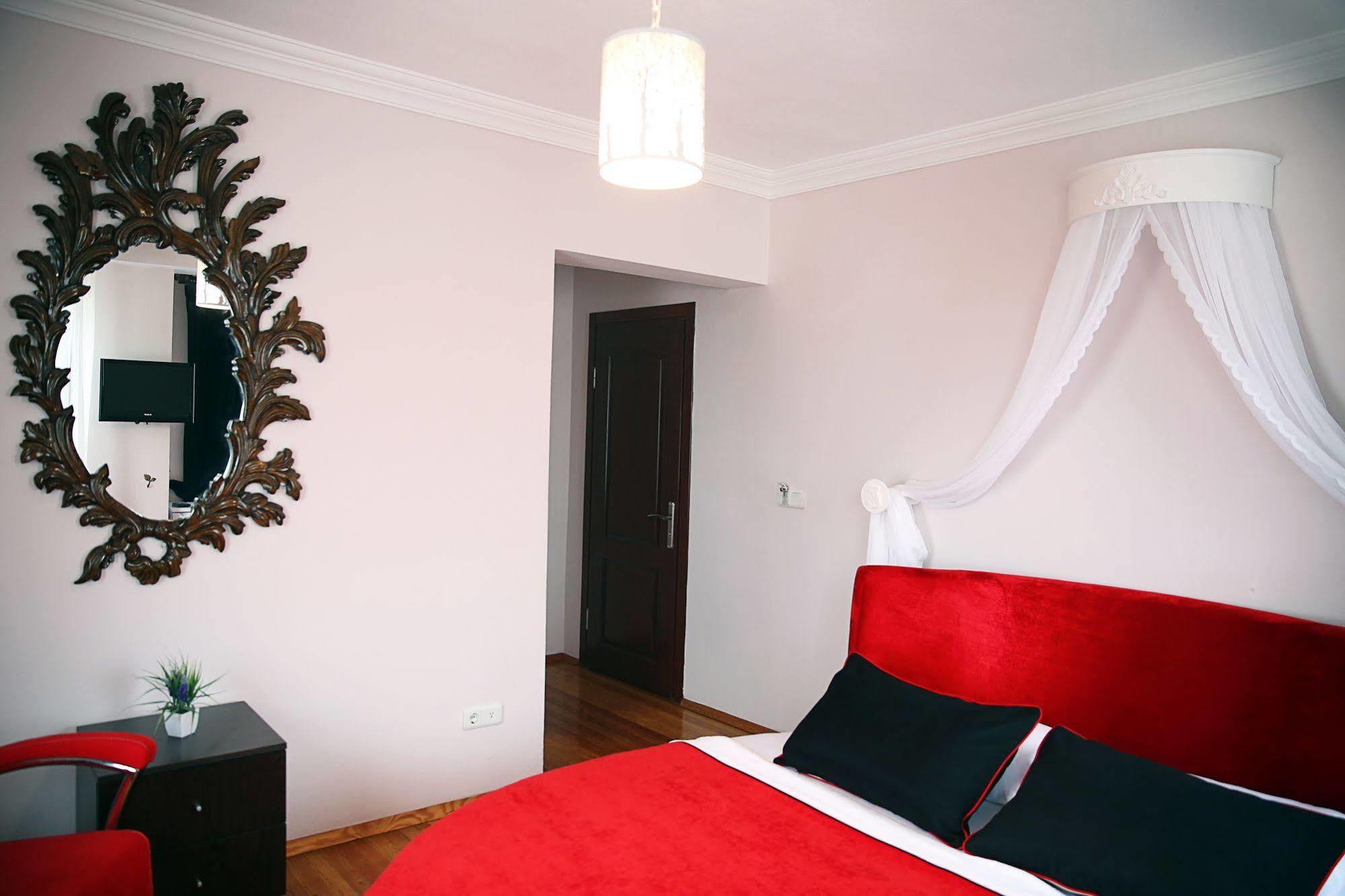 Ebruli Hotel บอซจาดา ภายนอก รูปภาพ