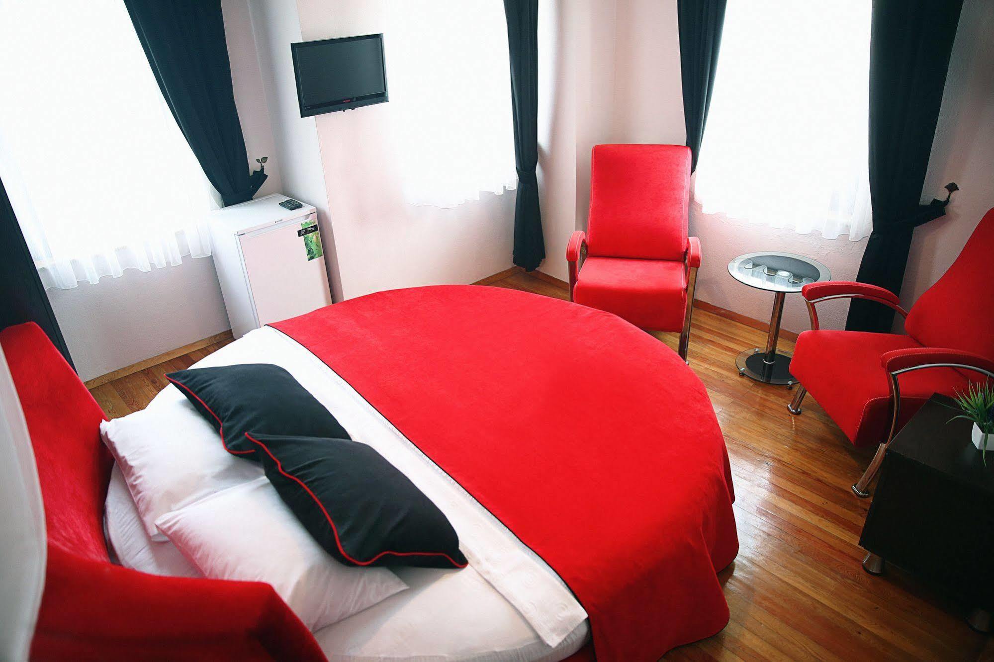 Ebruli Hotel บอซจาดา ภายนอก รูปภาพ