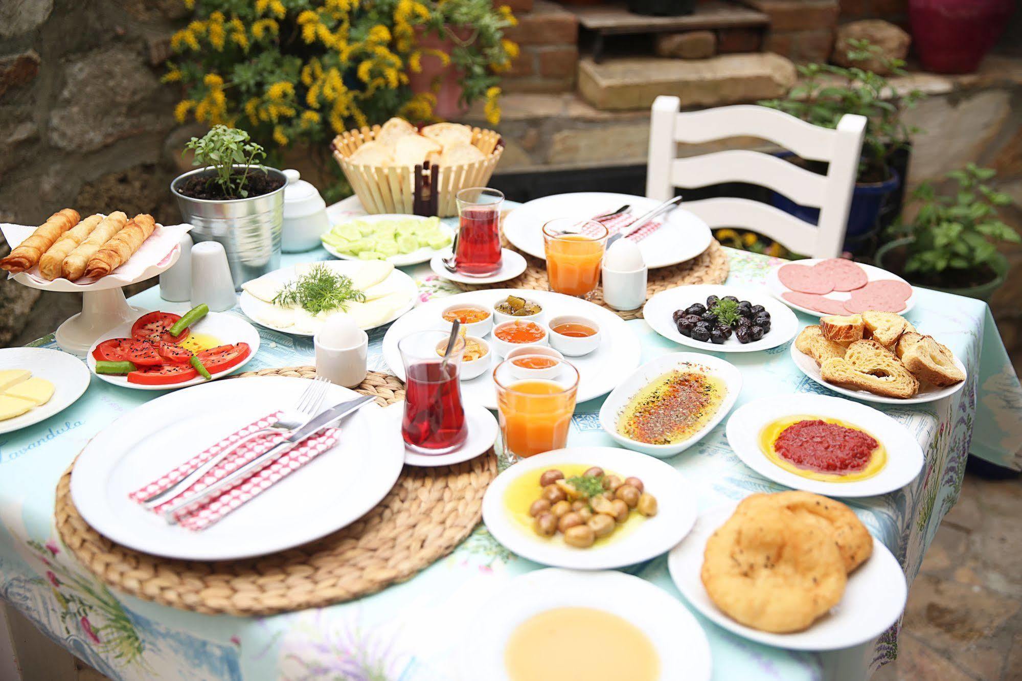 Ebruli Hotel บอซจาดา ภายนอก รูปภาพ